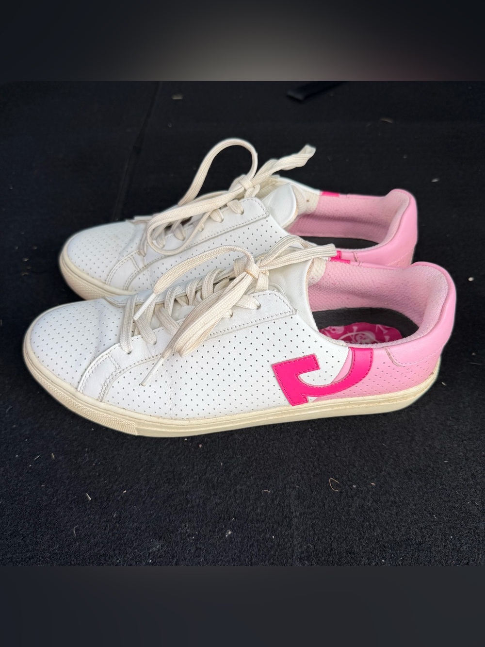 G/FORE Women’s Twon Tone Perforated Durf Golf Shoes Size 9